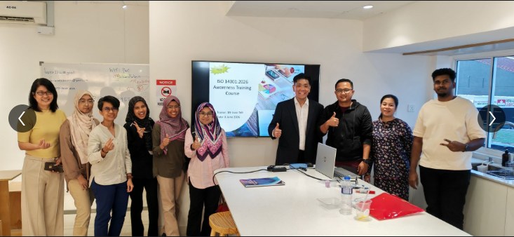 Participants at ISO 14001 public awareness training